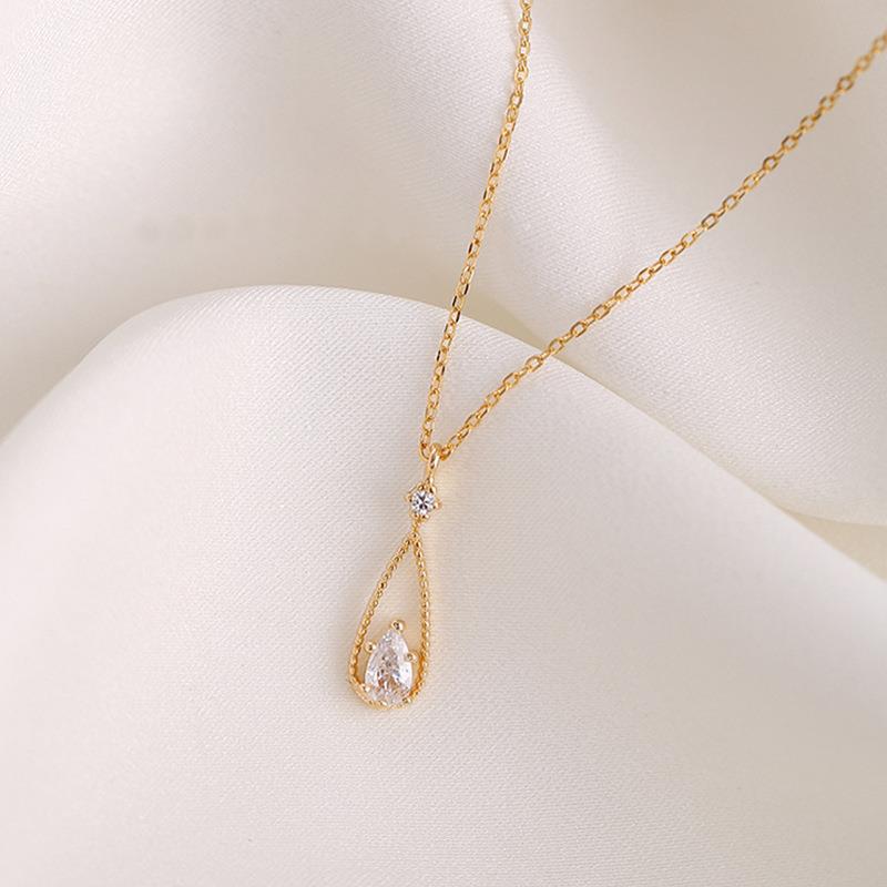 Zircon S925 Watedrop Necklaces