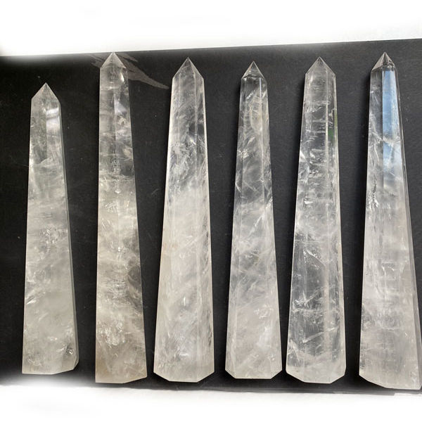 Large Size Clear Quartz Towers